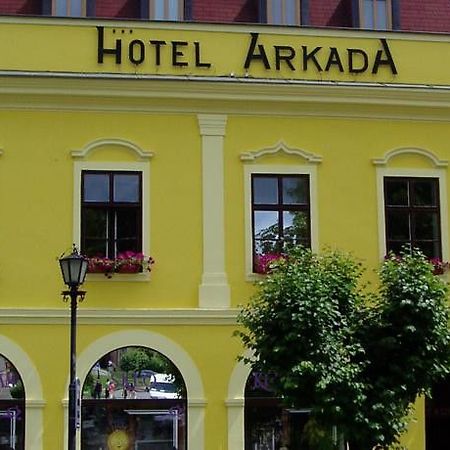 Hotel Arkada Levoča Buitenkant foto