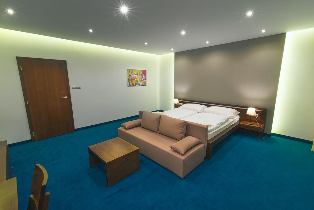 Hotel Arkada Levoča Buitenkant foto