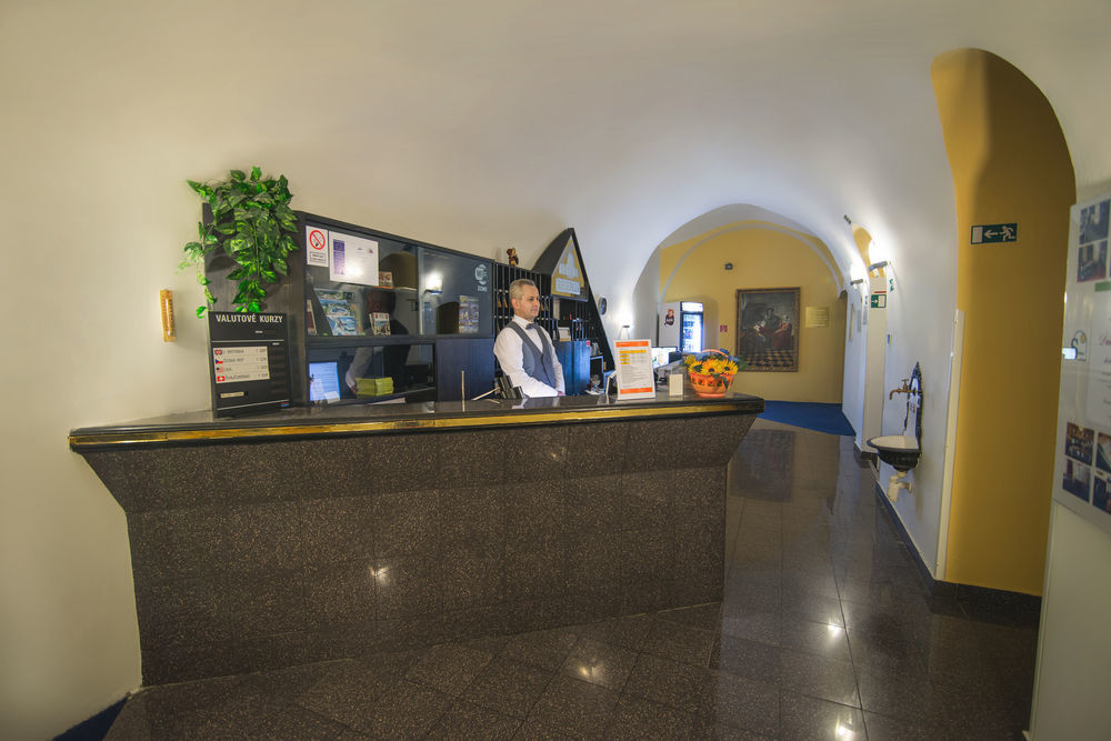 Hotel Arkada Levoča Buitenkant foto