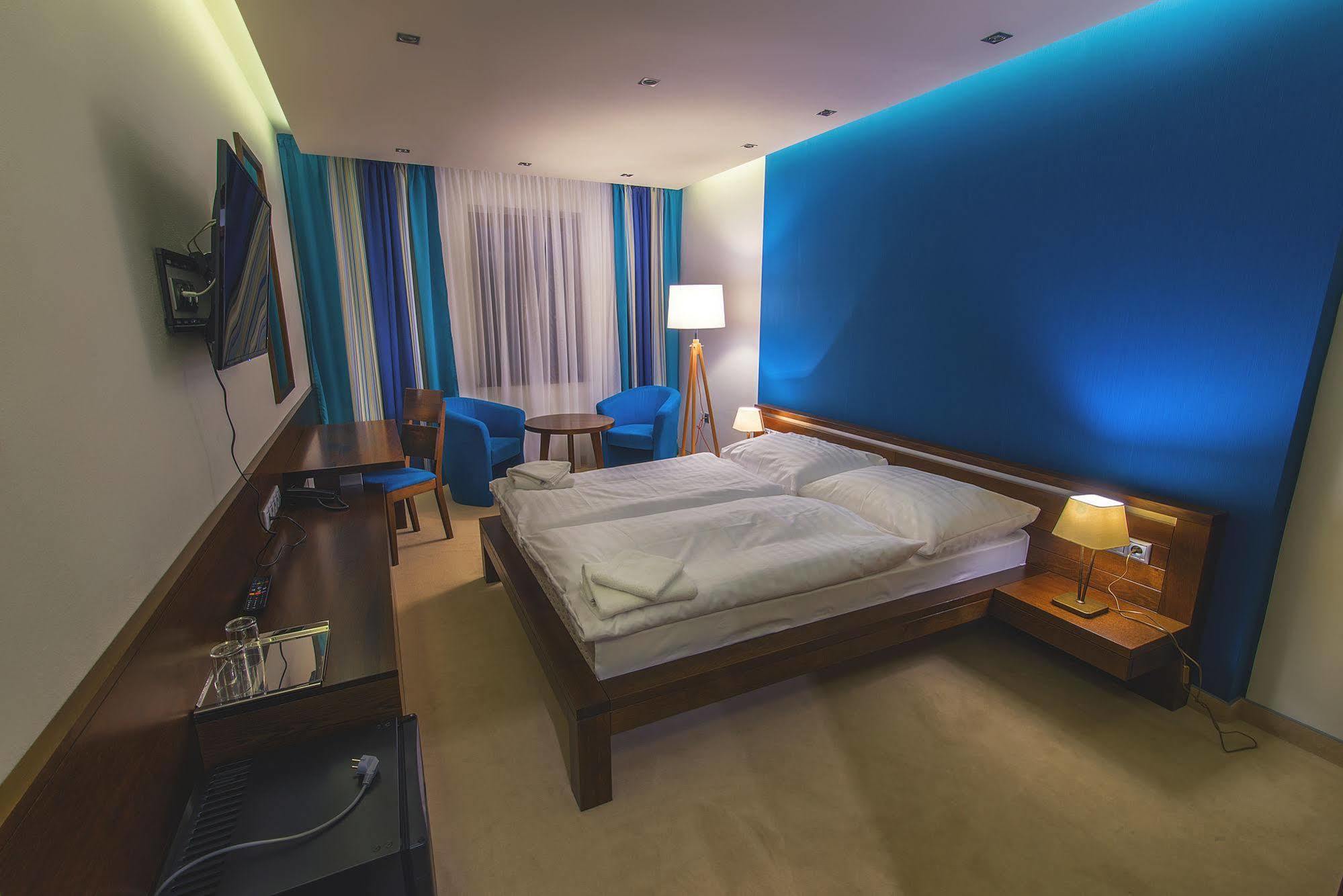 Hotel Arkada Levoča Buitenkant foto