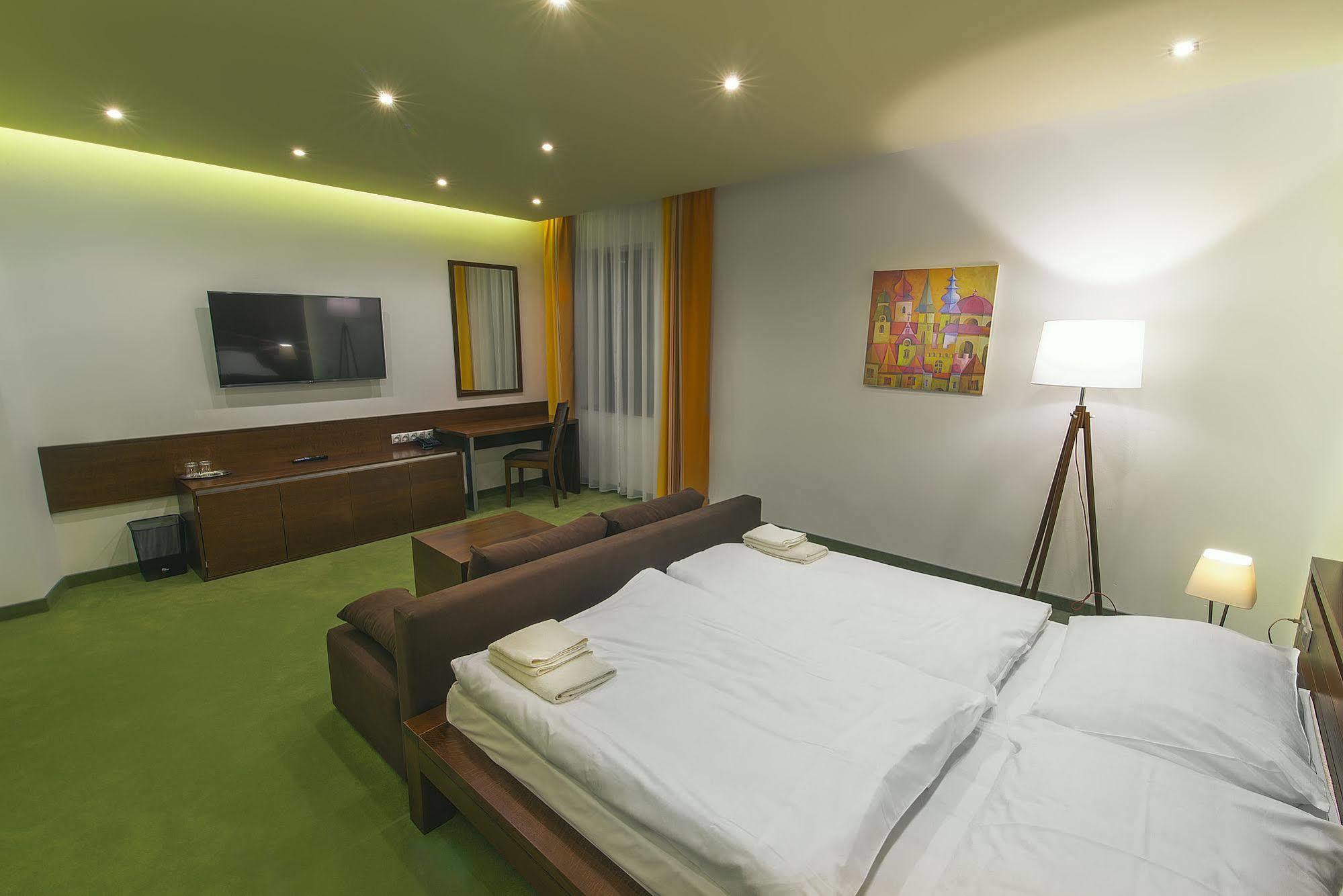 Hotel Arkada Levoča Buitenkant foto