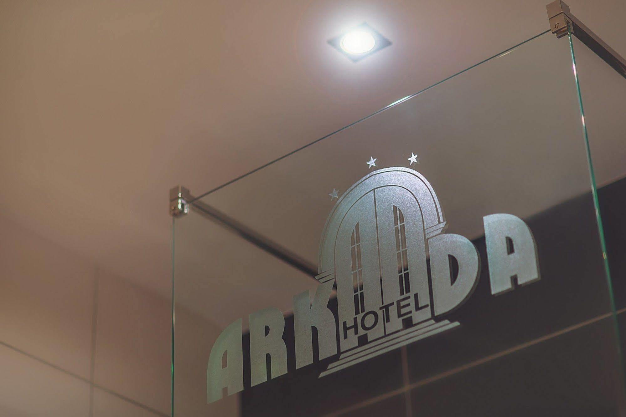 Hotel Arkada Levoča Buitenkant foto